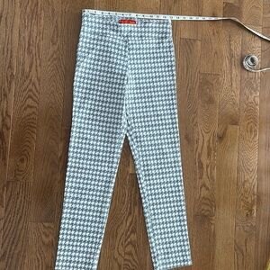 Krazy Larry pull on stretch pants in houndstooth gray and white